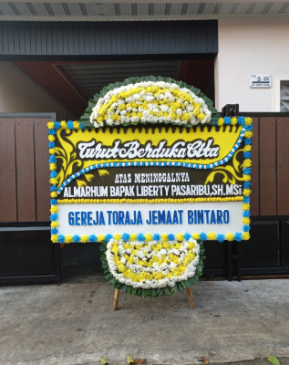 Papan Bunga Duka di Buntu Datu