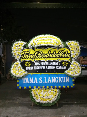 Papan Bunga Duka di Buntu Datu
